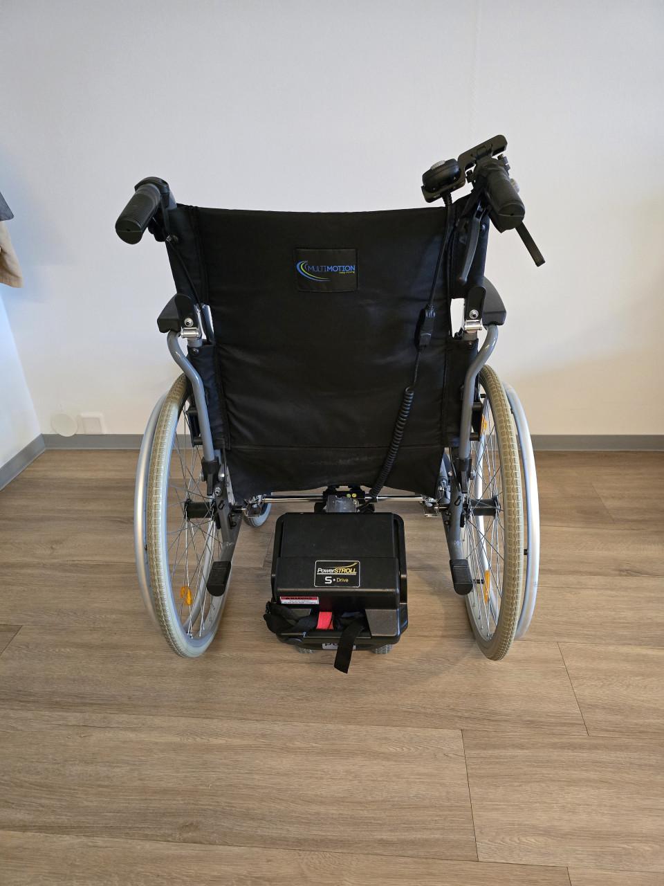 Rolstoel met hulpmotor