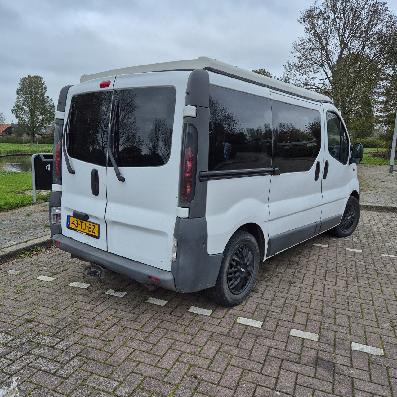 Bus Camper Opel VIvaro