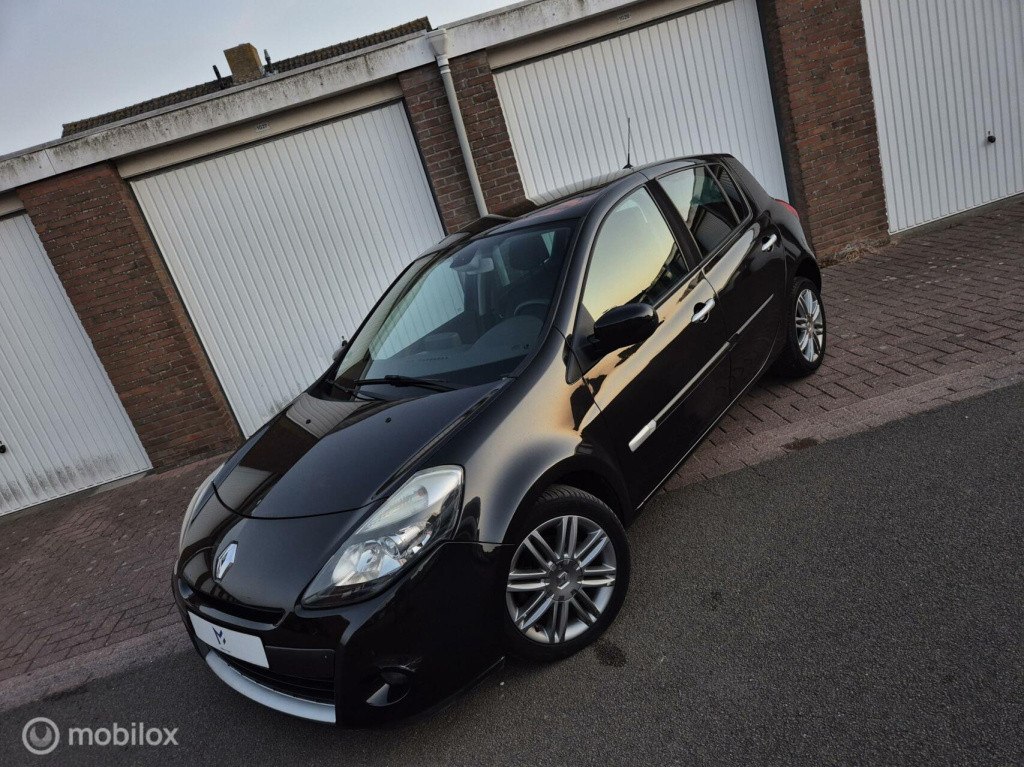 Renault Clio 1.6 dynamique automaat / 5-deurs / airco / cruisecontrol / pan