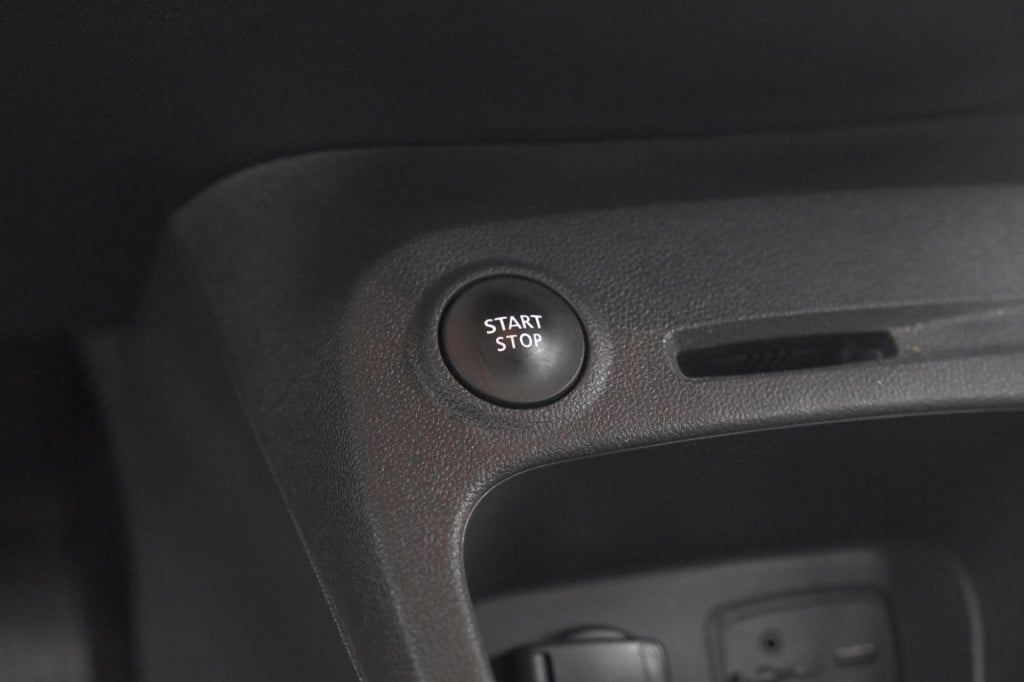Renault Captur tce 120 edc intens | trekhaak | camera | navigatie | parkeer