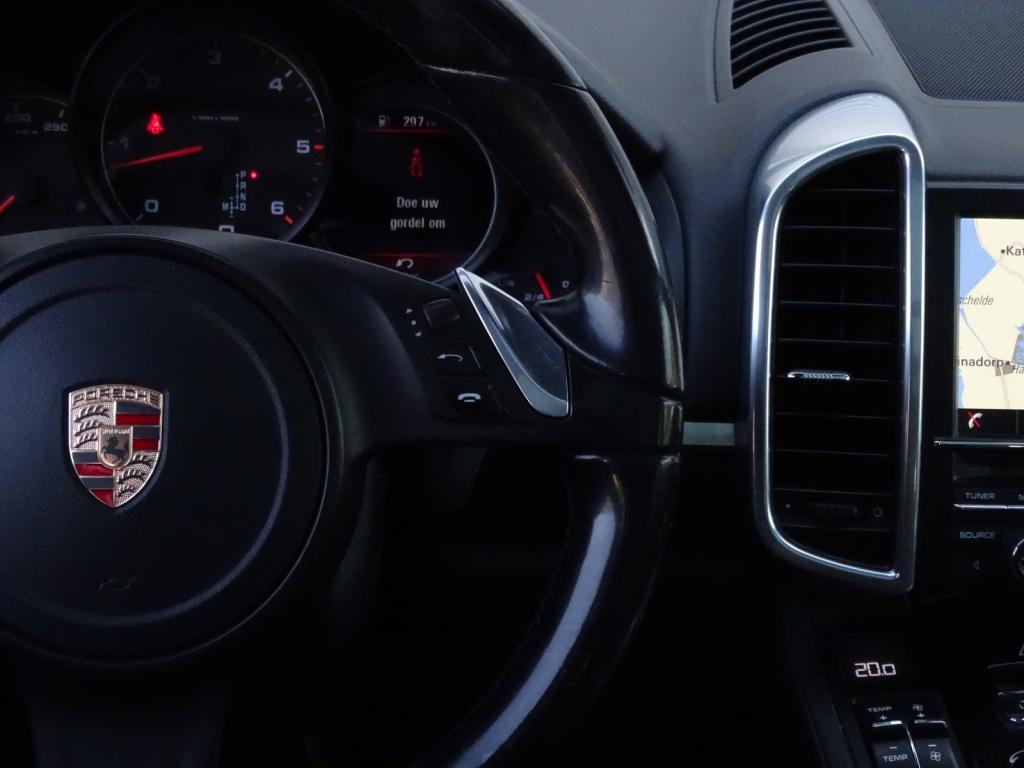 Porsche Cayenne 3.0 d | bose | pano | memory | bi-xenon