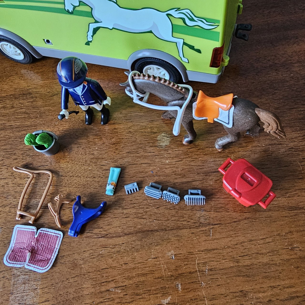 Playmobil paarden trailer