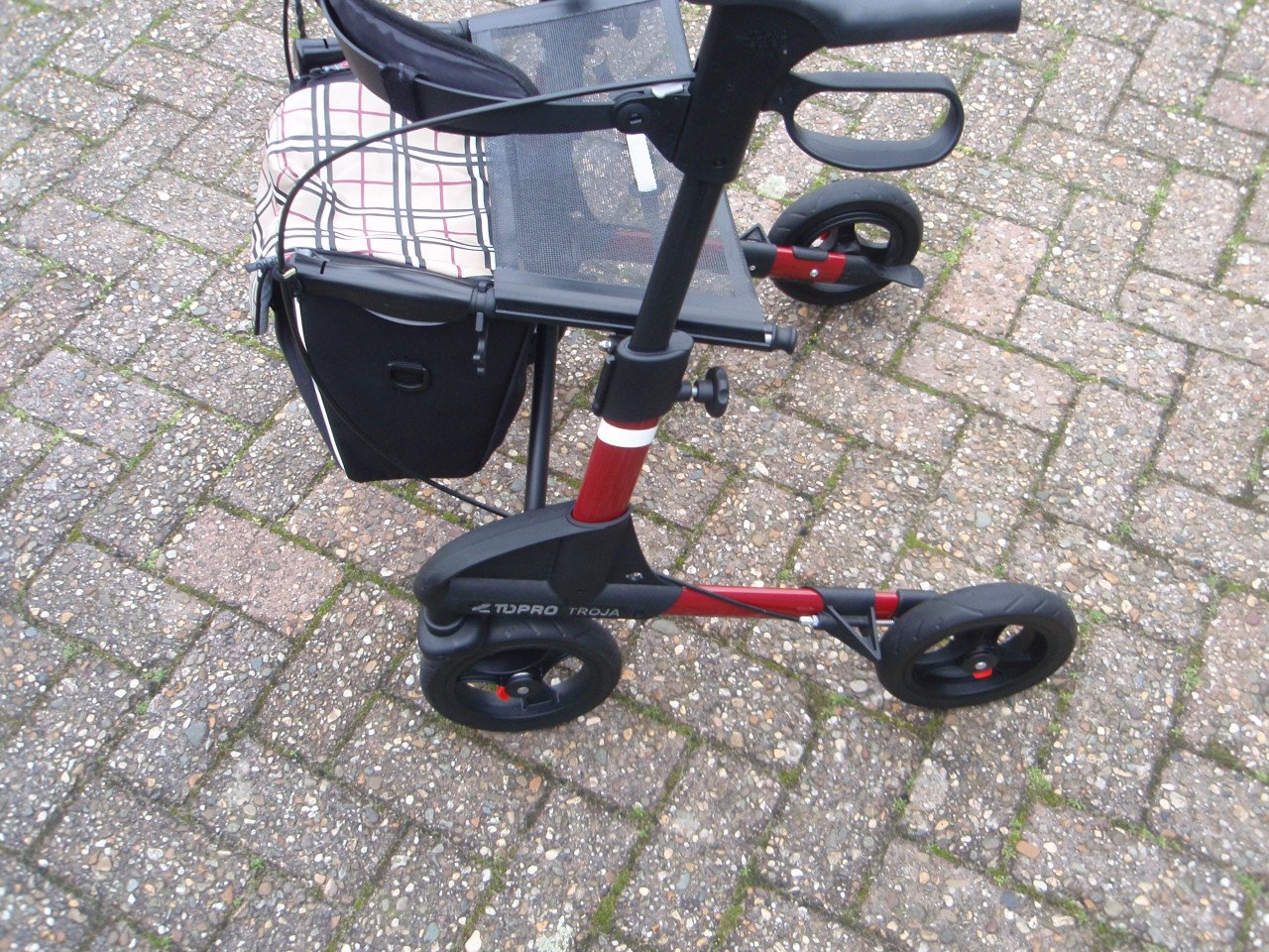 Zgan Topro  2G opvouwbare lichtgewicht rollator met zitje tas en rugsteun