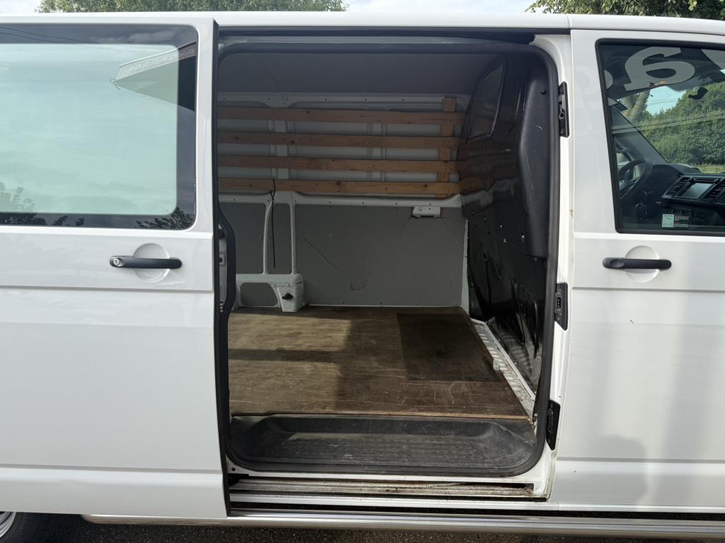 Volkswagen Transporter 2.0 tdi l2h1 comfortline | nl-auto | airco | cruisec