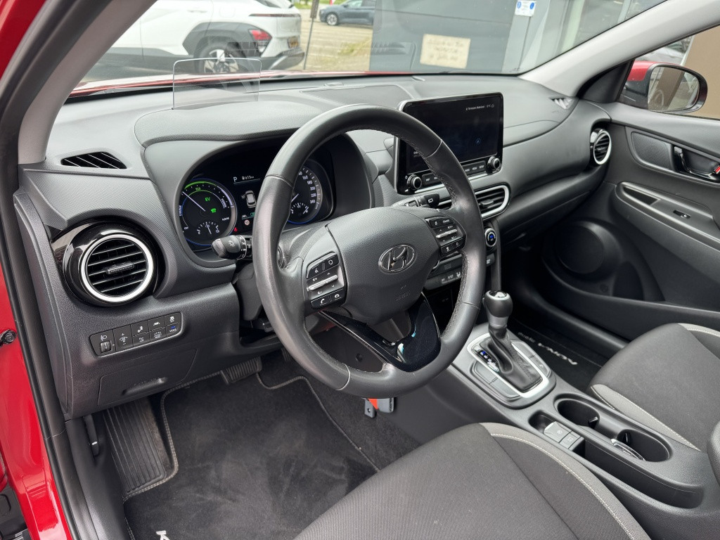 Hyundai Kona 1.6 gdi hev fashion | trekhaak 1350 kg! | 1e eigenaar | naviga