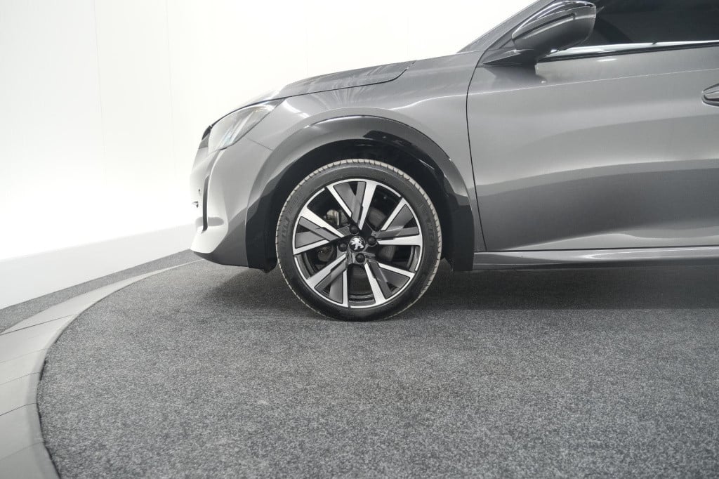 Peugeot 208 puretech 100 gt | camera | adaptieve cruise control | navigatie