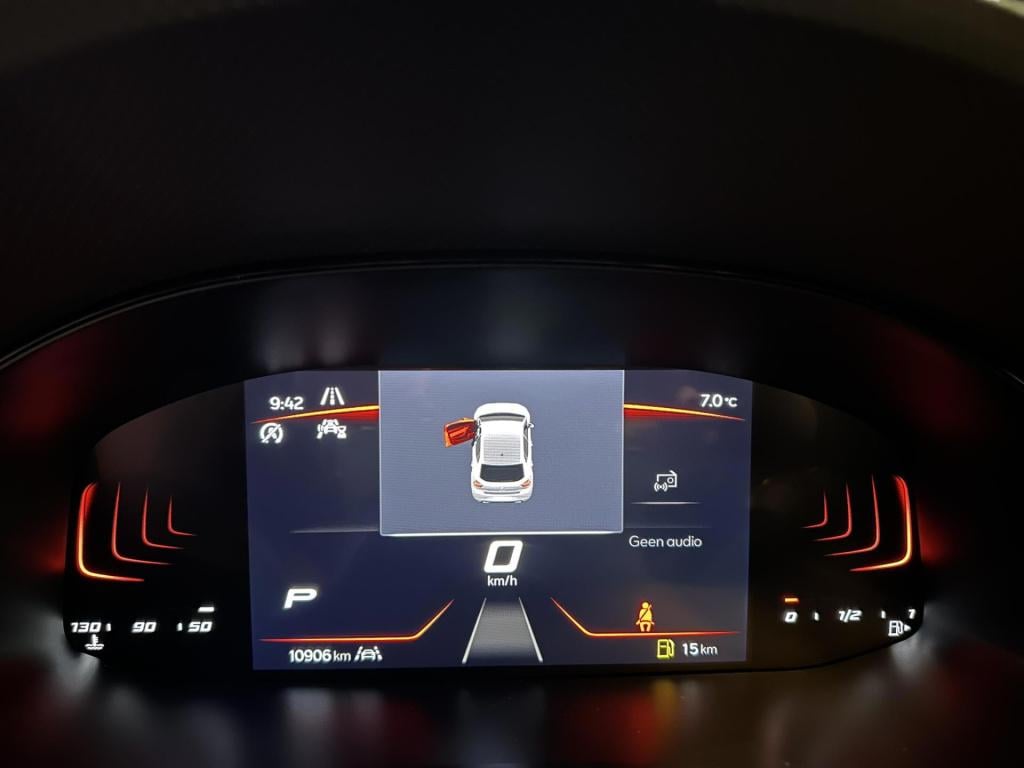 Seat Ibiza 1.0 ecotsi fr business connect *camera*keyless*winterpack*acc*le