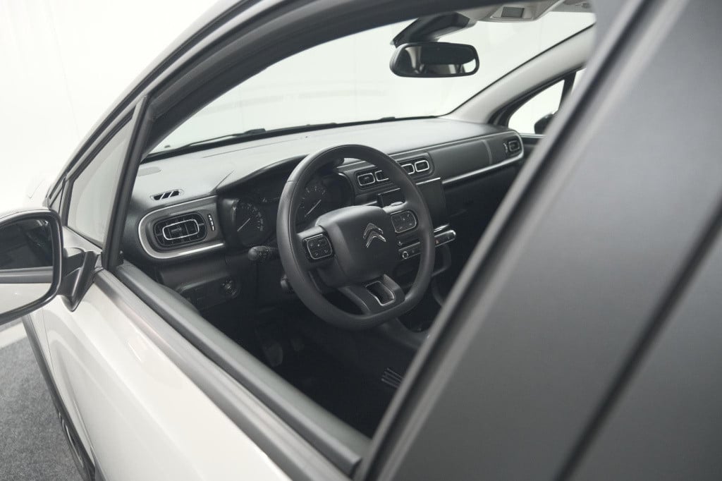 Citroen C3 puretech 82 c-series | climate control | apple carplay | stoelve