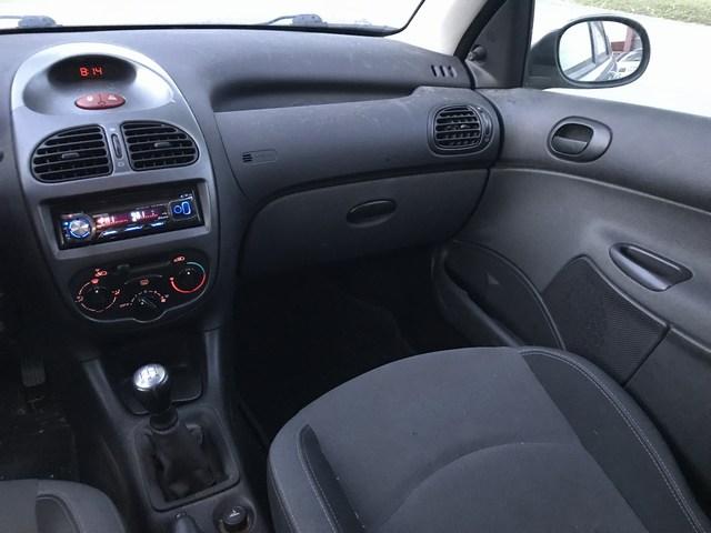Peugeot 206 sw 1.4 station 2e eigenaar | 117.000 km met nap | trekhaak etc.