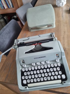 Hermes 3000 typemachine
