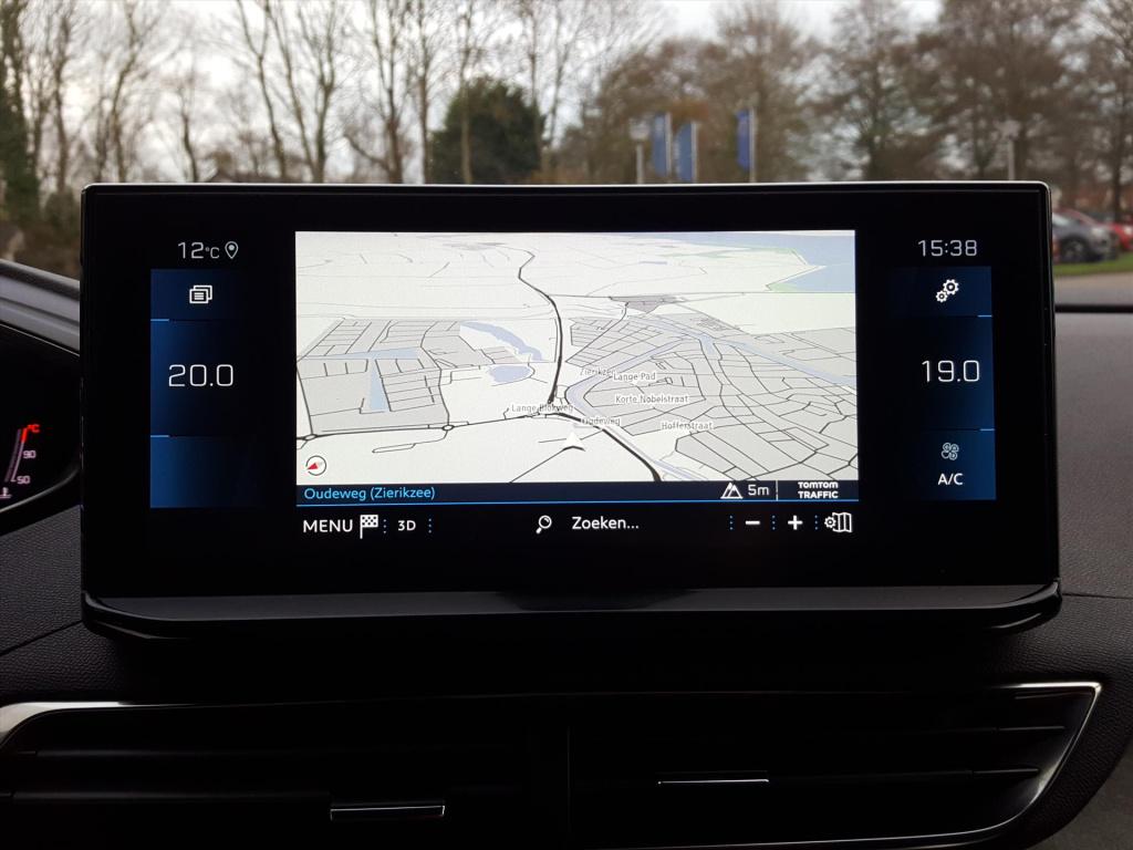 Peugeot 3008 gt 1.2-130pk automaat/eat8 navigatie| trekhaak | apple carplay