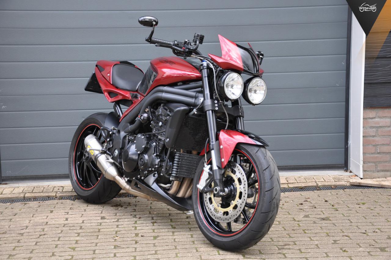 Triumph Speed Triple 1050 Special