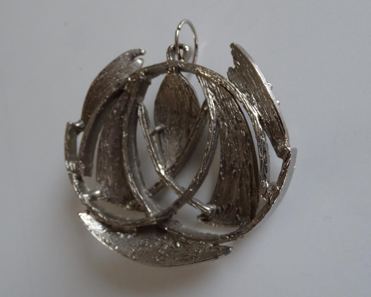 Brutalistische hanger – studiojuweel ca. 1960–1980