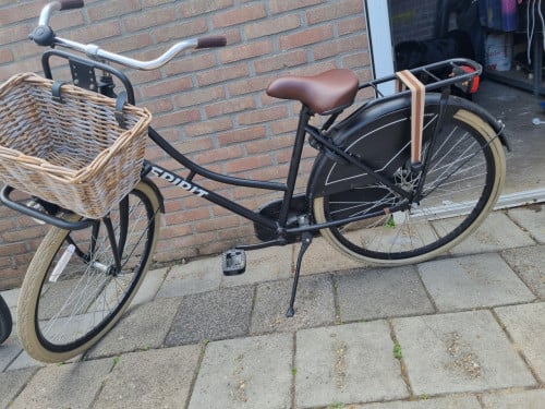 Mooie zwarte fiets
