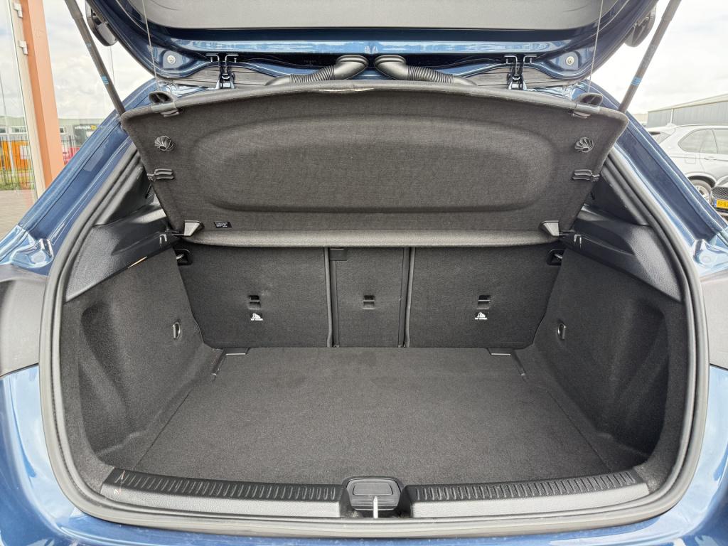 Mercedes-Benz A-Klasse amg 35 4matic edition 1 premium plus | burmester | p