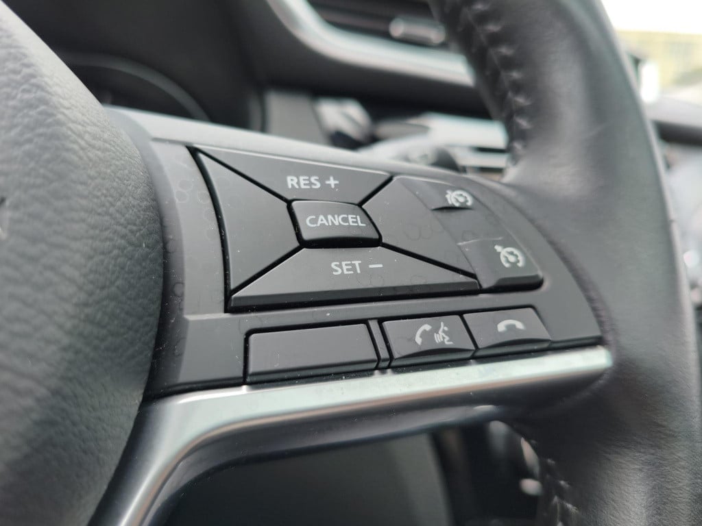 Nissan Qashqai 1.2 n-connecta