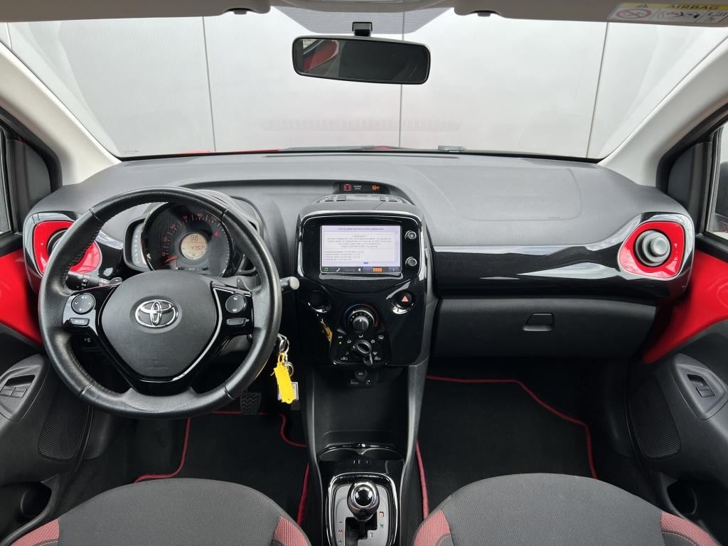 Toyota Aygo 1.0 vvt-i x-cite | nl auto | dealeronderhouden |