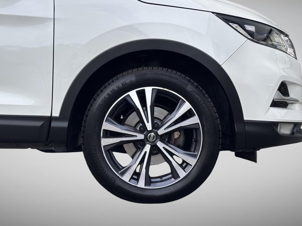 Nissan Qashqai 1.3 dig-t n-connecta design pack | trekhaak | panoramadak | 