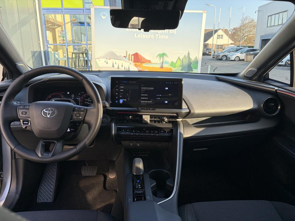 Toyota C-hr 1.8 hybrid 140 executive | trekhaak |