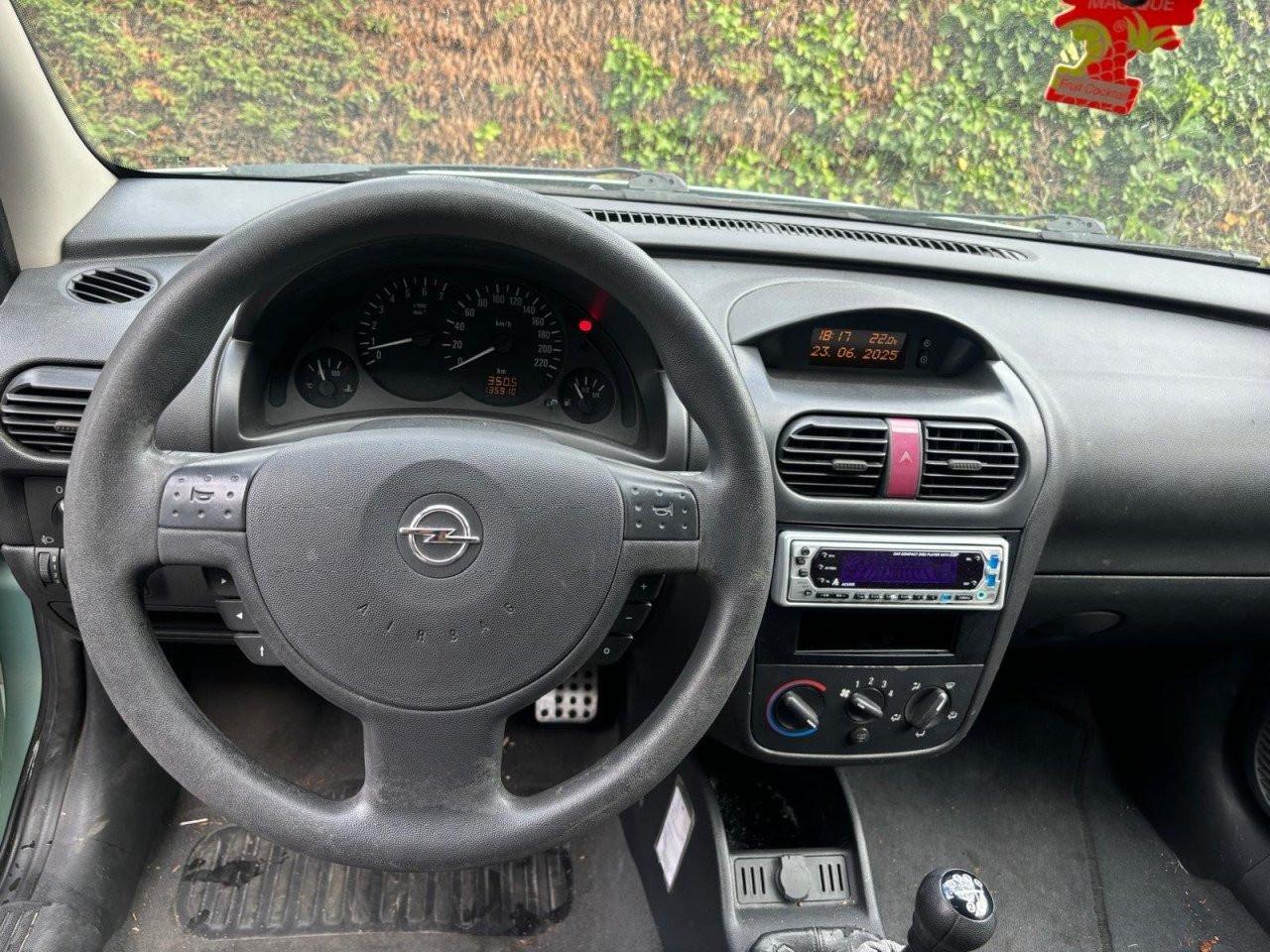Opel Corsa 1.2-16V Comfort 135.910km Jaar Apk
