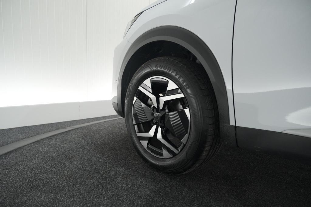 Peugeot 2008 puretech 130 eat8 gt | 360 camera | stoelmassage | adaptieve c