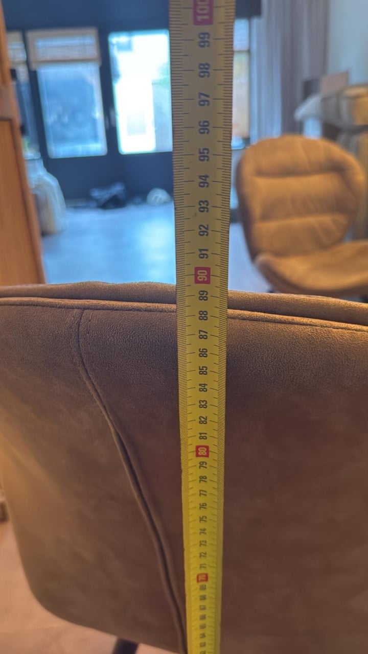 4 Eethoekstoelen, kleur groen