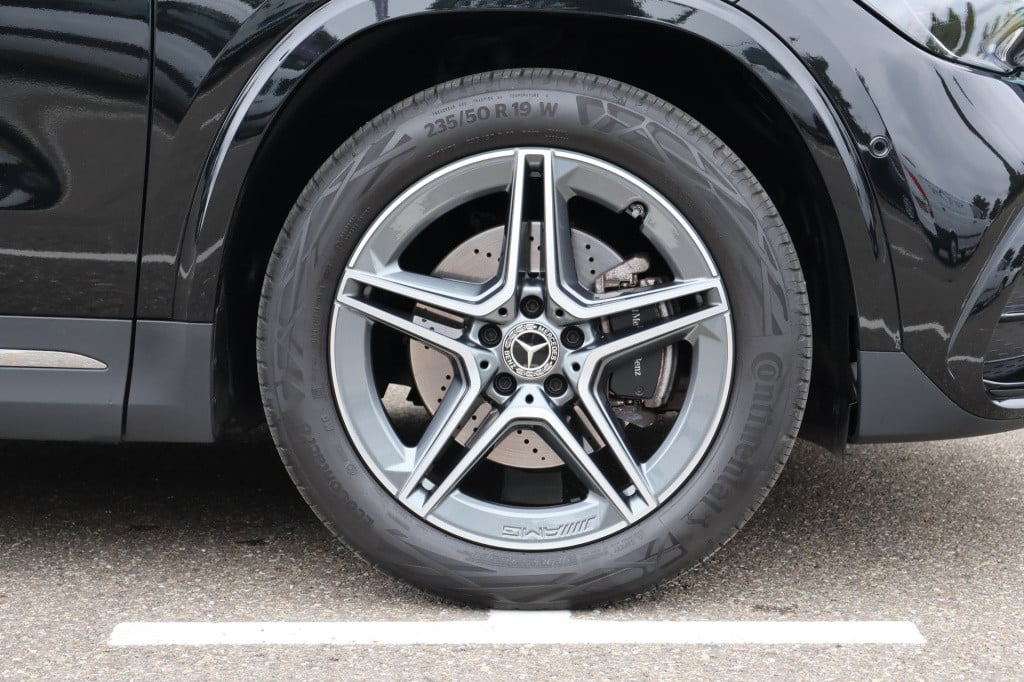 Mercedes-Benz Gla-klasse 250 e edition amg line l facelift l panoramadak l 