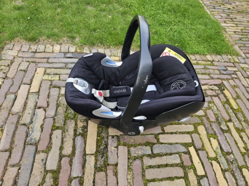 Maxi Cosi Cybex Anton 5