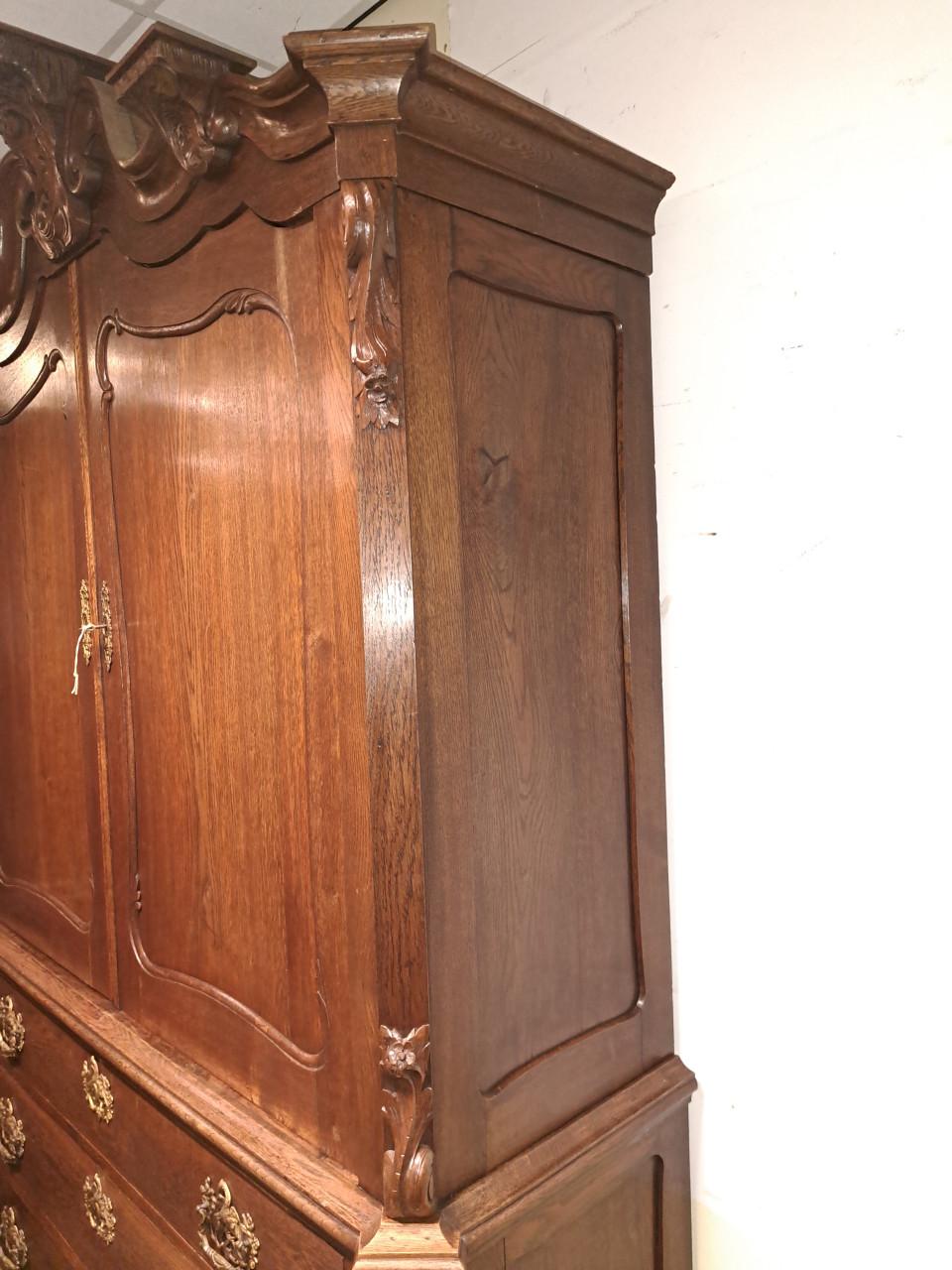 5 antieke kabinetten tegen elk aannemelijk bod