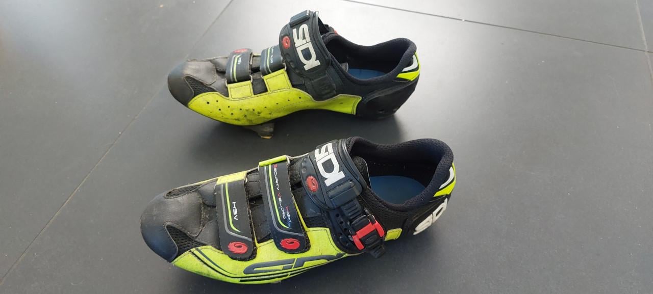 Wielrenschoenen Sidi maat 43