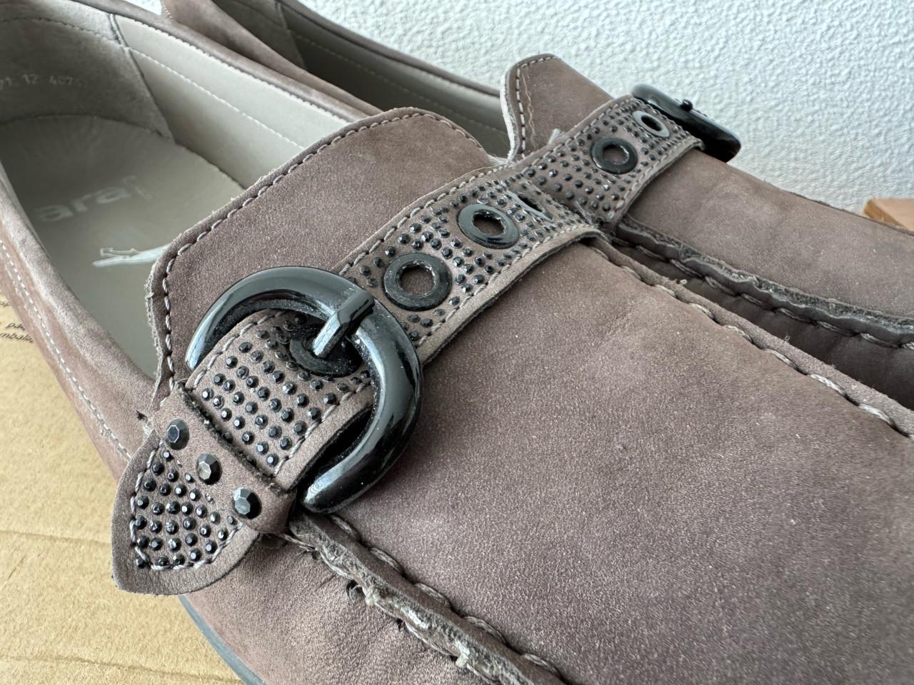 Mooie nubuck leren mocassins van Ara, maat 42 > valt smal!