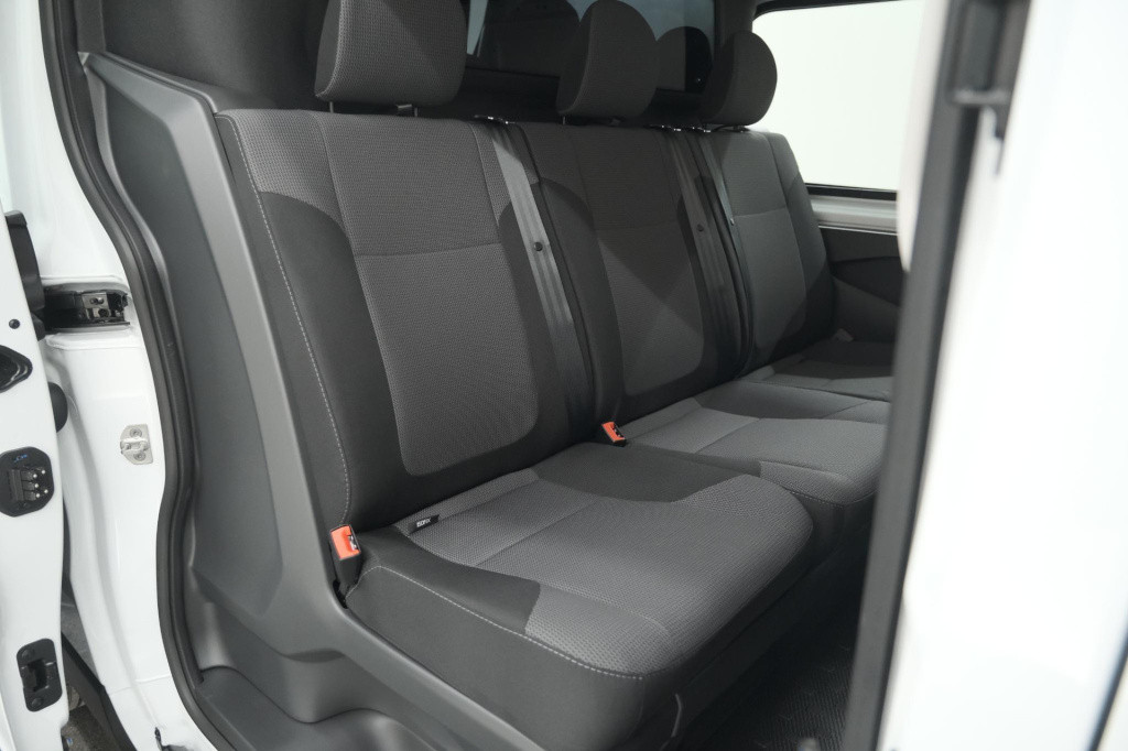 Renault Trafic 2.0 blue dci 130 t29 l2h1 advance dc | 6 zitplaatsen | camer