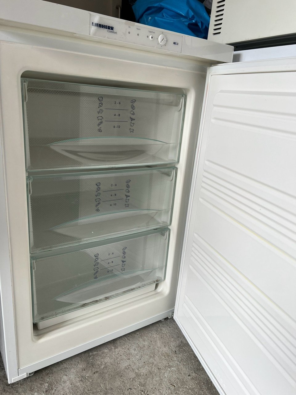 Liebherr vrieskast/vriezer 85x60 cm. 4 laden 120 liter als nieuw
