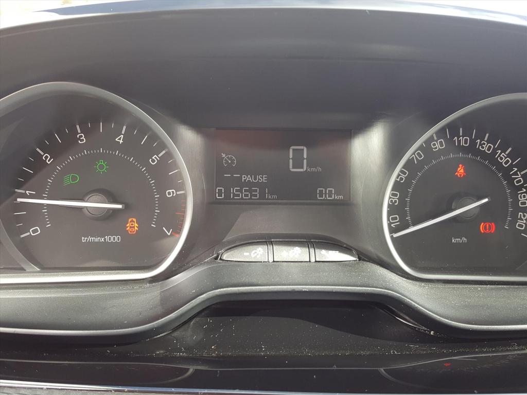 Peugeot 2008 active 1.2 pt-82pk trekhaak | navigatie | cruise control | air