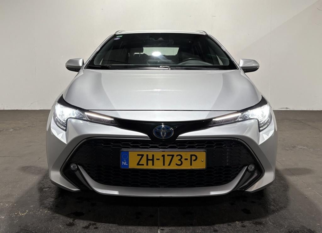 Toyota Corolla Touring Sports 2.0 hybrid first ed.
