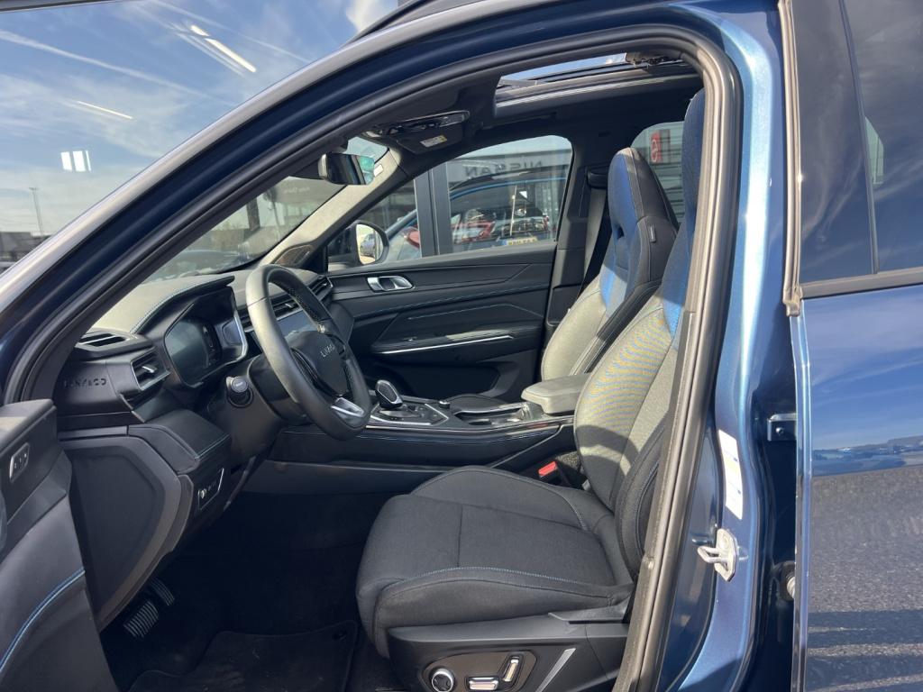 Lynk & Co 01 1.5 261pk phev plug inn hybrid , pano dak,car play, adaptive c