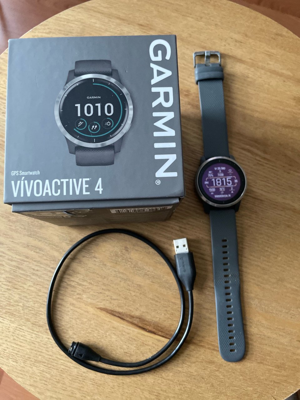 Garmin Vivoactive 4 grijs
