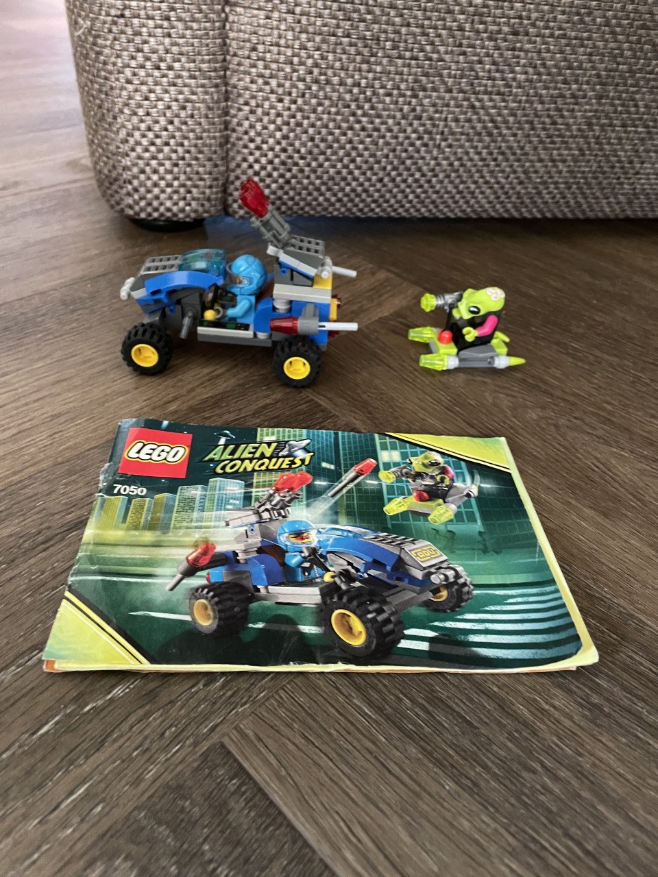 Lego Alien conquest: Alien verdediger 7050