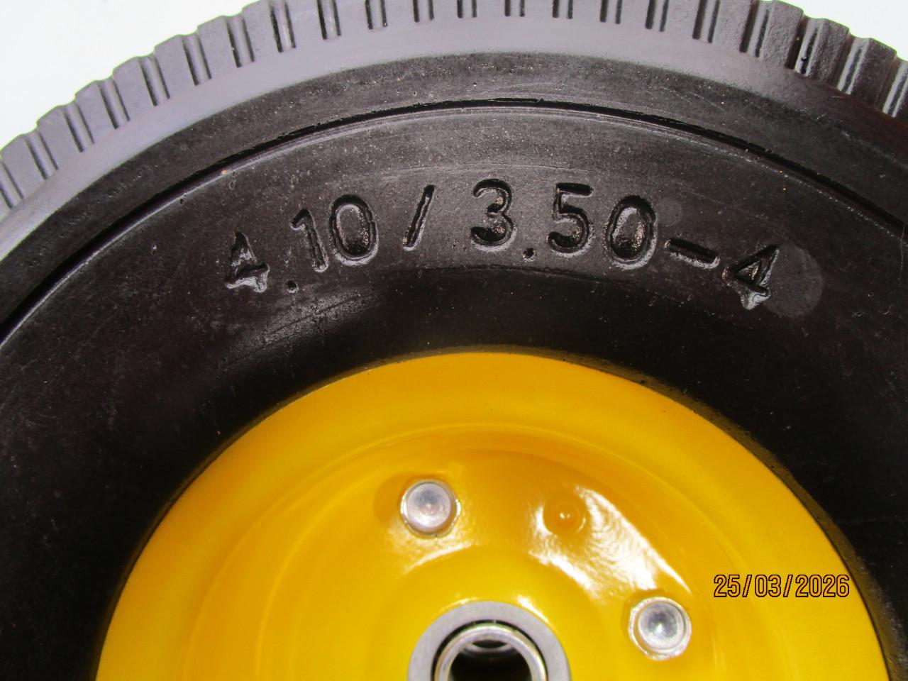 Kruiwagenwiel massief