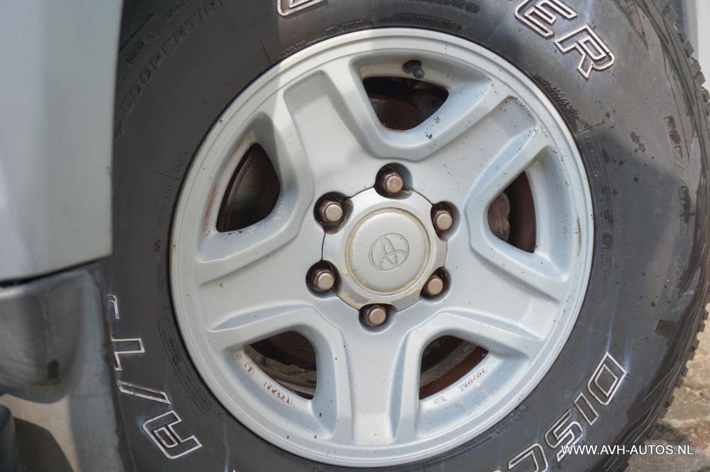 Toyota Land Cruiser landcruiser 90 3.0 d4-d hr blind van