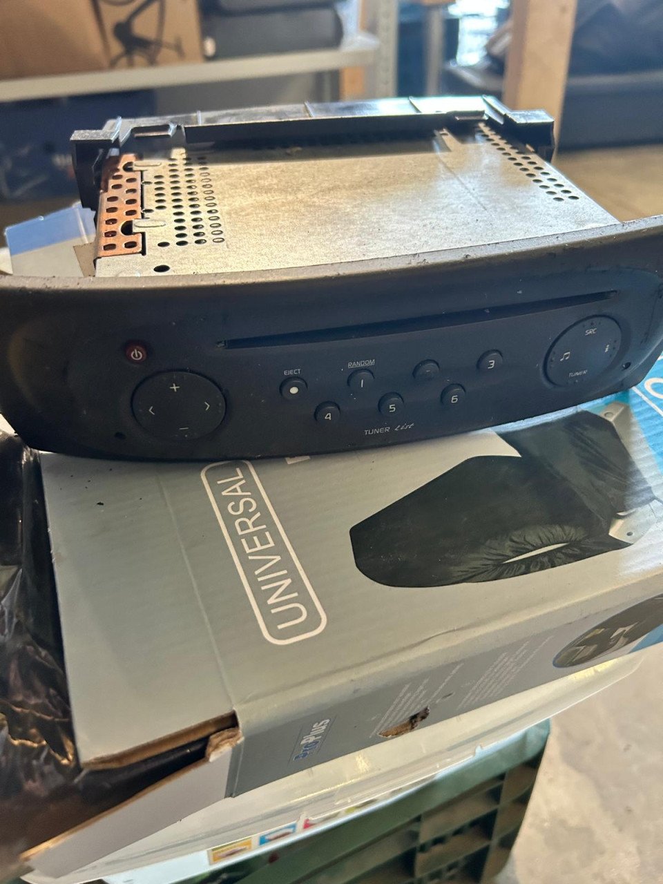 RENAULT AUTORADIO PASSEND OP MEERDERE MODELLEN