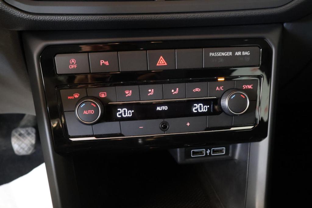 Volkswagen T-cross 1.0 tsi life business nl auto, appconnect, pdc v+a, acc,