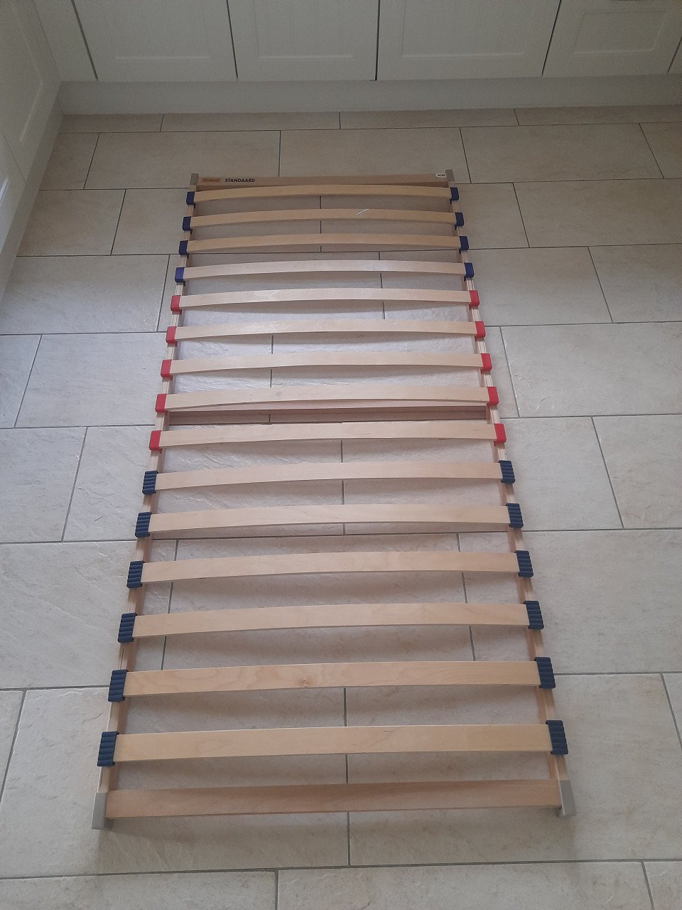 Lattenbodem 90 x 200 (in goede staat )