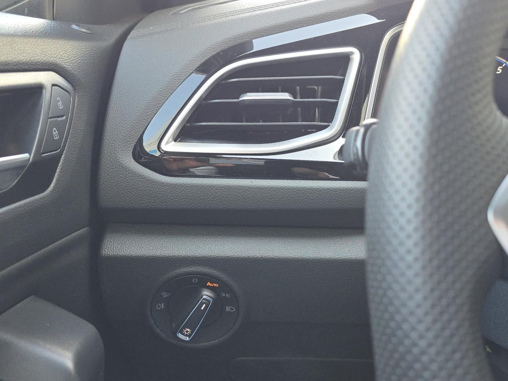 Volkswagen T-roc 1.5 tsi r-line edition virtual cockpit stuur/stoelverwarmi
