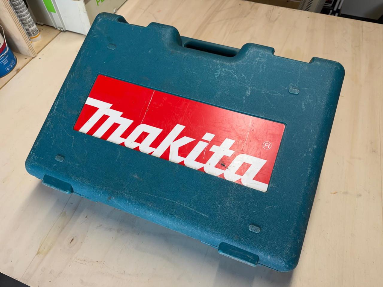 Sterke Makita haakse boormachine 230V