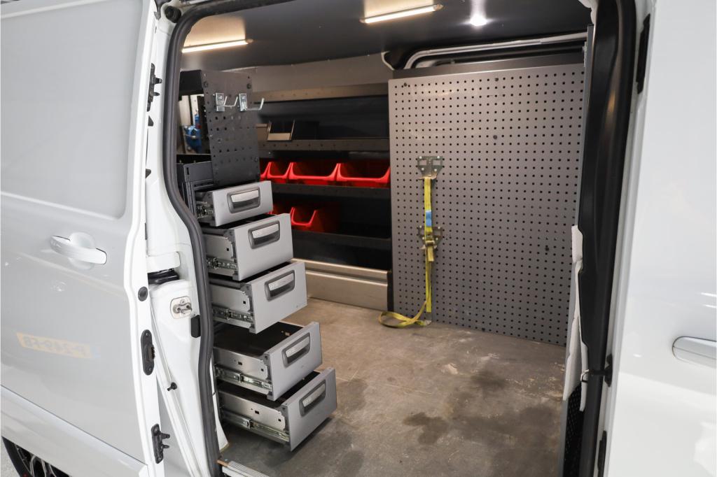 Ford Transit Custom 300 2.0 tdci l2h1 limited 2x schuifd. i inrichting i  c