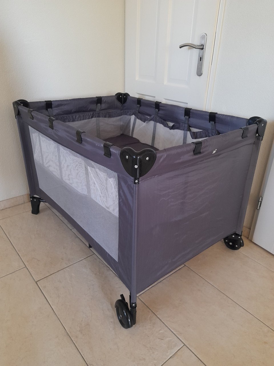 Baninni 2-in-1 Reisbed met Bodemverhoger Neva Grijs  (z.g.a.n.)