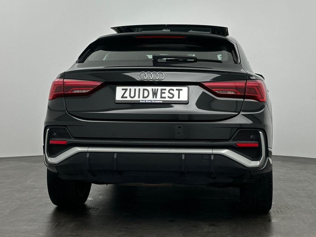 Audi Q3 sportback 45 tfsi e s-line pano camera acc lane