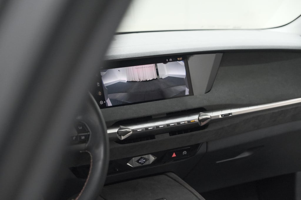 Ds Ds 4 puretech 130 eat8 performance line | camera | apple carplay | alcan
