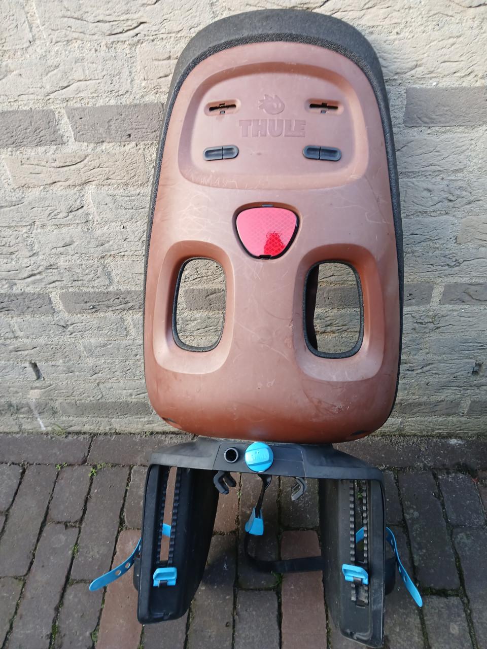 Achterzitje Stoeltje fiets Thule yepp nexxt maxi